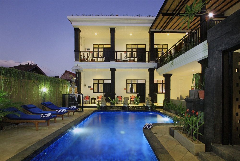 Kubu Anyar Hotel 庫塔 外观 照片