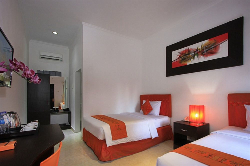 Kubu Anyar Hotel 庫塔 外观 照片