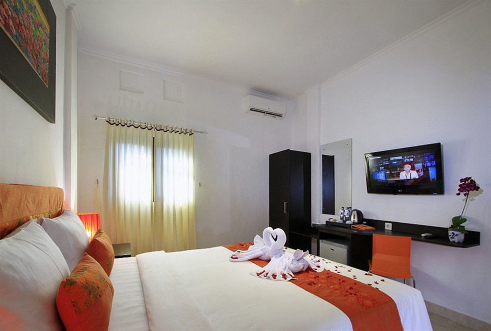 Kubu Anyar Hotel 庫塔 外观 照片
