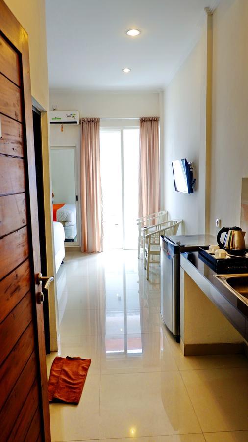 Kubu Anyar Hotel 庫塔 外观 照片