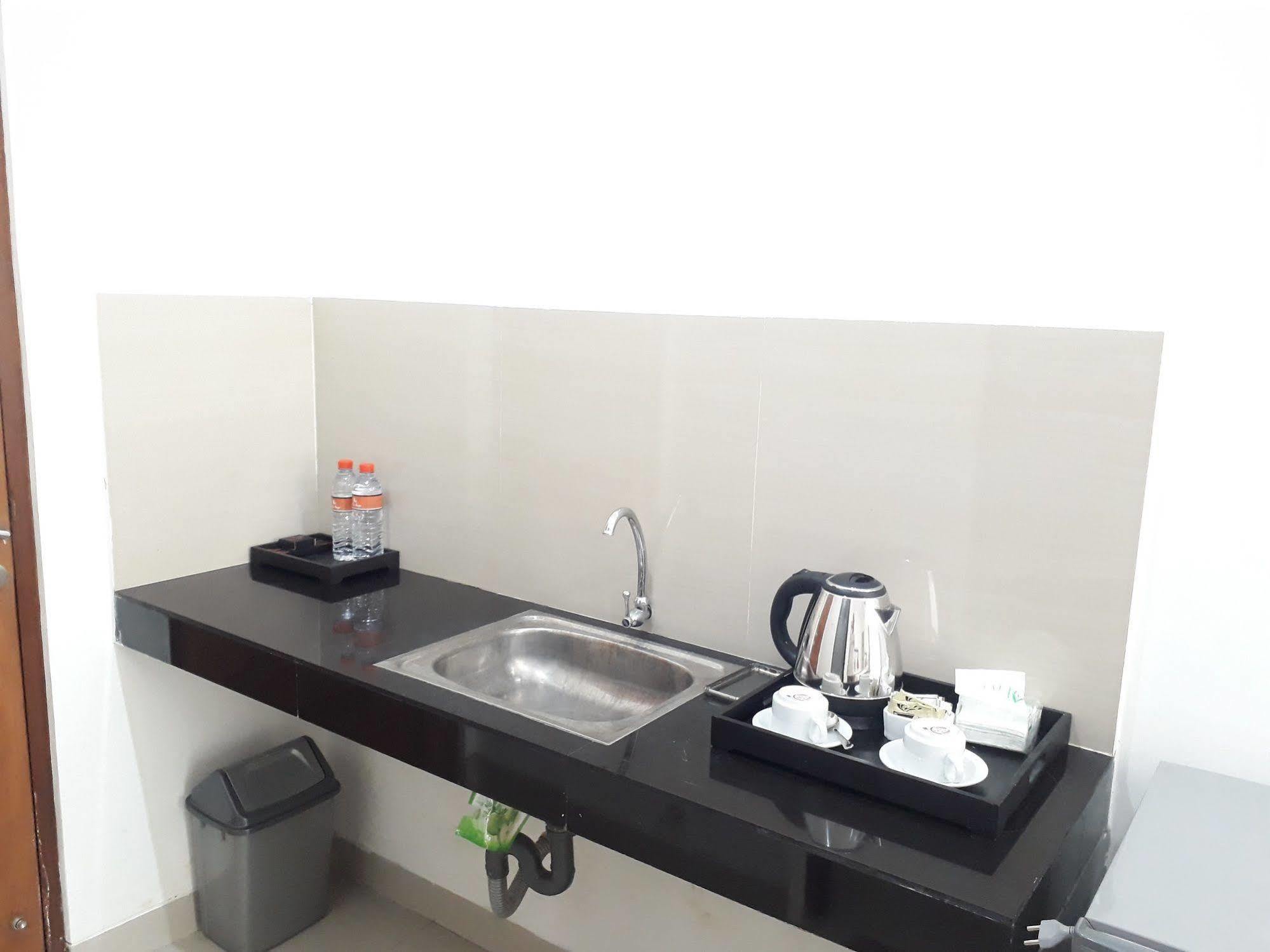 Kubu Anyar Hotel 庫塔 外观 照片